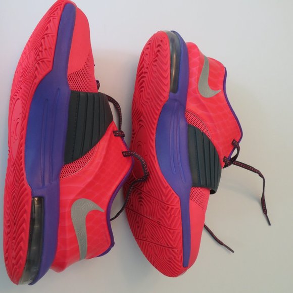 Nike KD7 Hyper Punch GS Excellent condition worn 3 times at the most - Picture 3 of 12